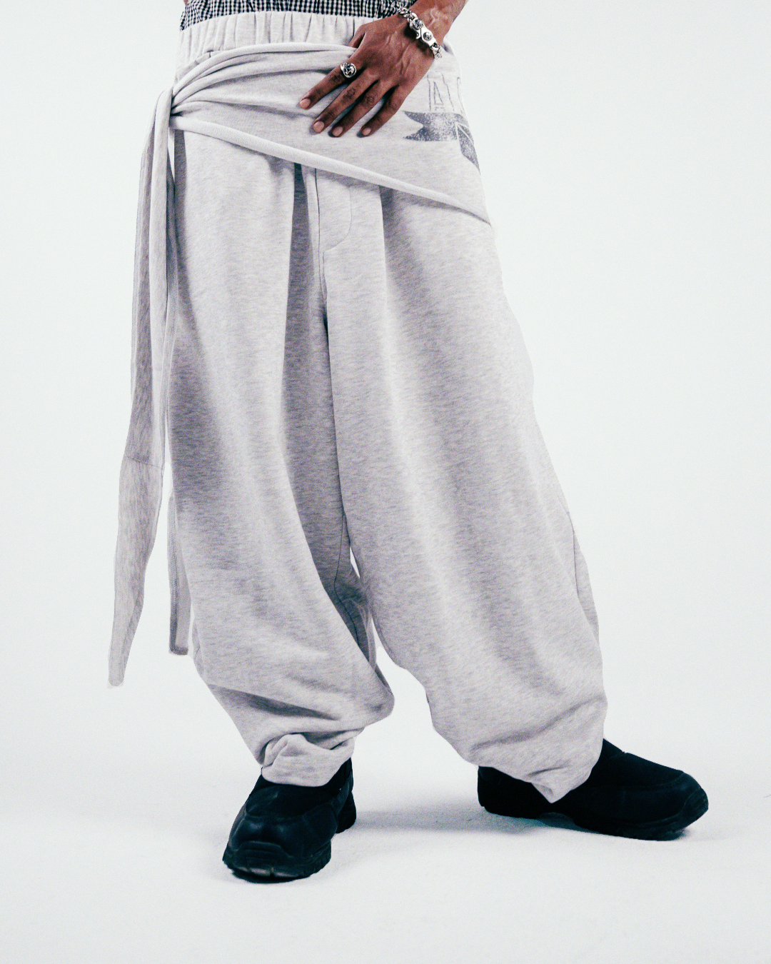 GREY WRAP SWEATS